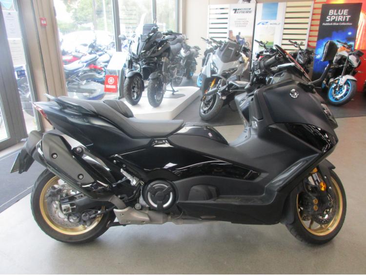T-MAX 560 TECH MAX dark petrol