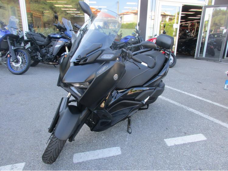 YAMAHA XMAX 300 Tech Max