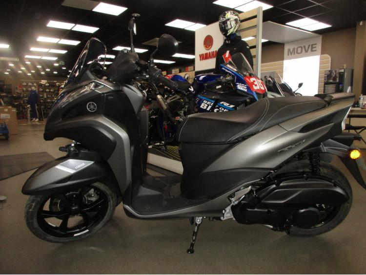 YAMAHA TRICITY 125