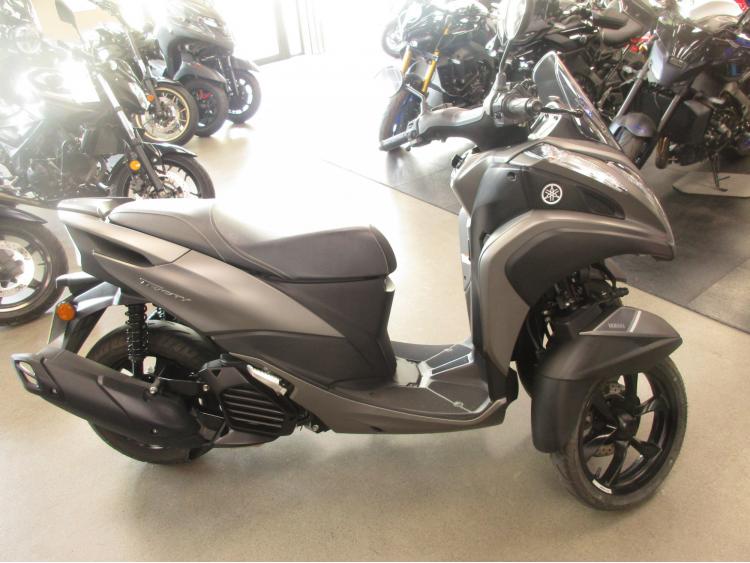 YAMAHA TRICITY 125