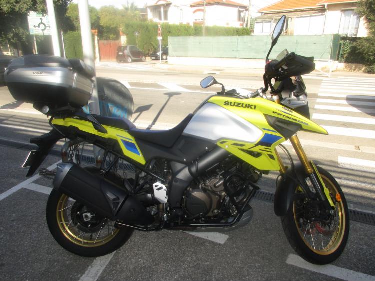 SUZUKI DL 1050 V-STROM DE