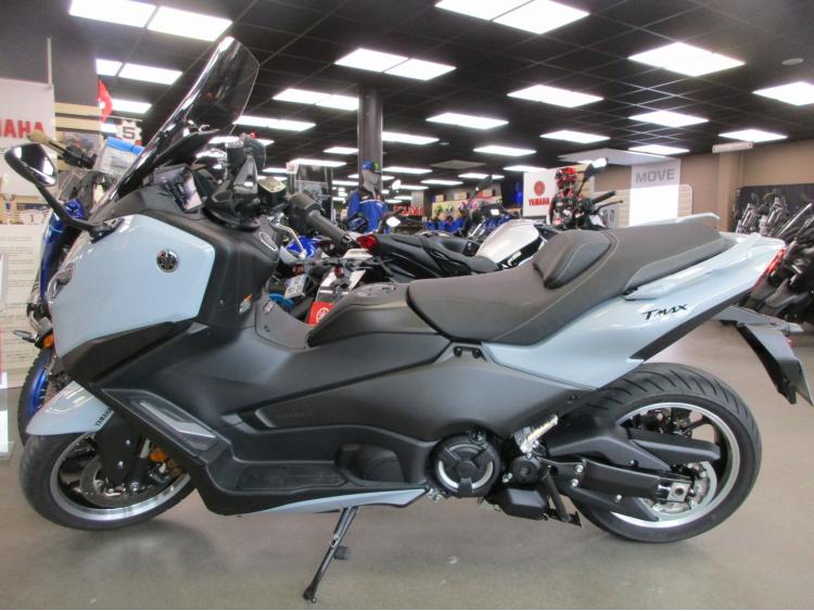 YAMAHA XP T-MAX 560 TECH MAX