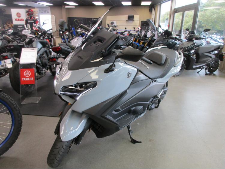 YAMAHA XP T-MAX 560 TECH MAX