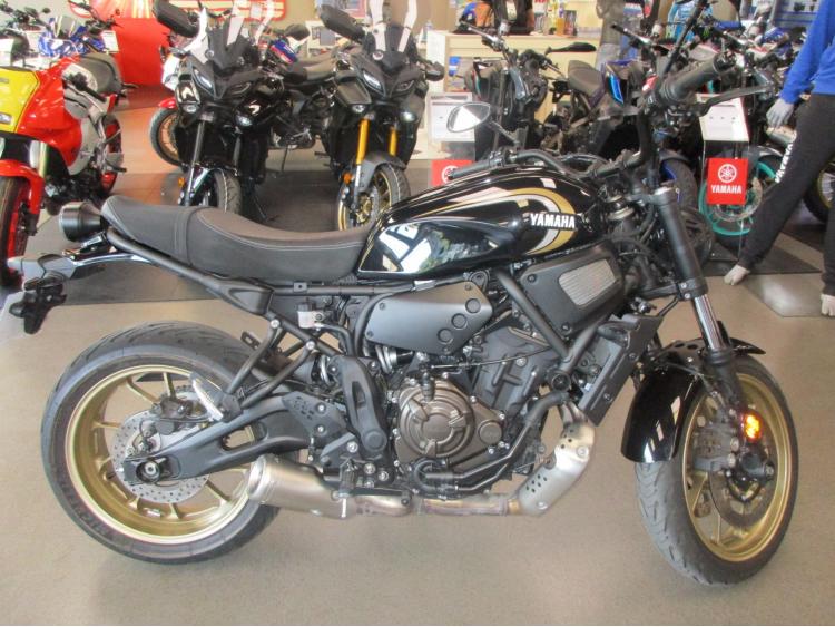 YAMAHA XSR 700 75ch