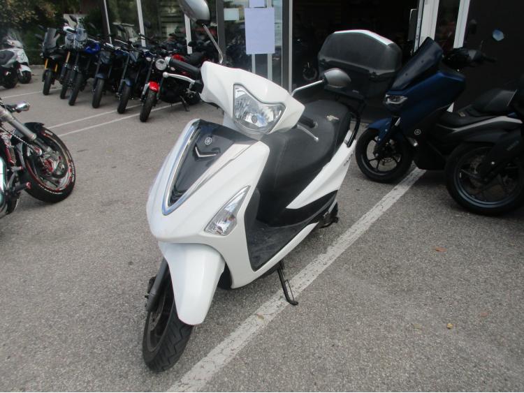 YAMAHA D'ELIGHT 125