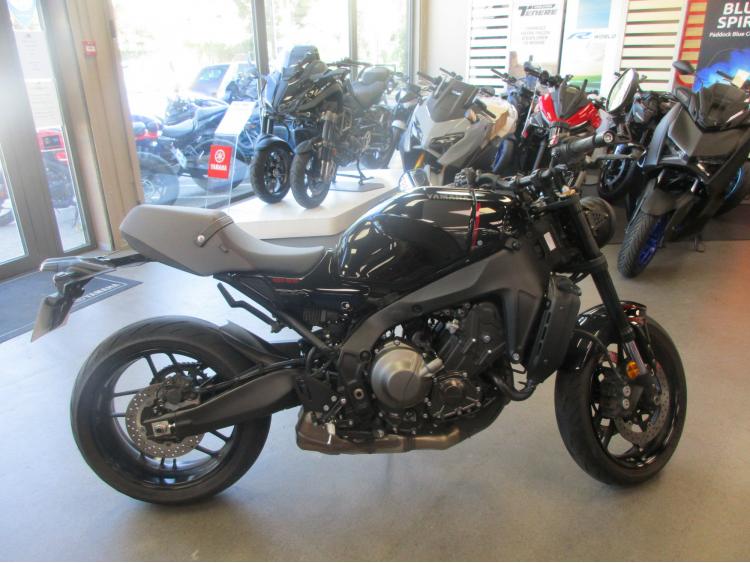 YAMAHA XSR 900