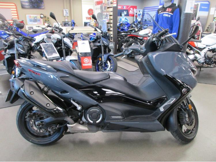 YAMAHA XP T-MAX 560 TECH MAX