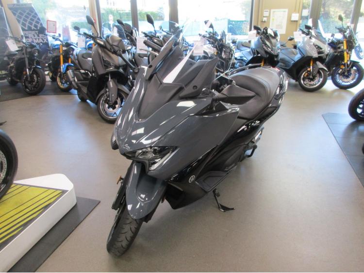 YAMAHA XP T-MAX 560 TECH MAX